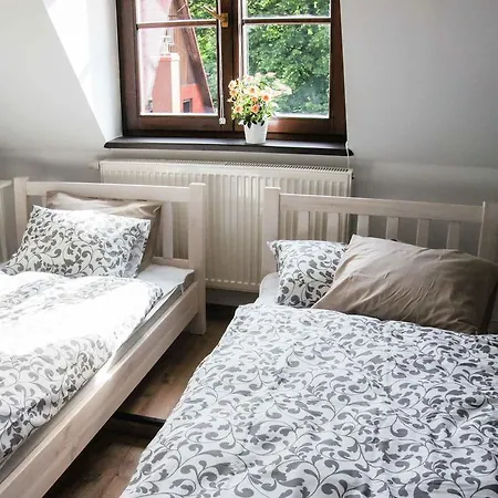 Wrzosowa 25 シクラルスカ・ポレンバ